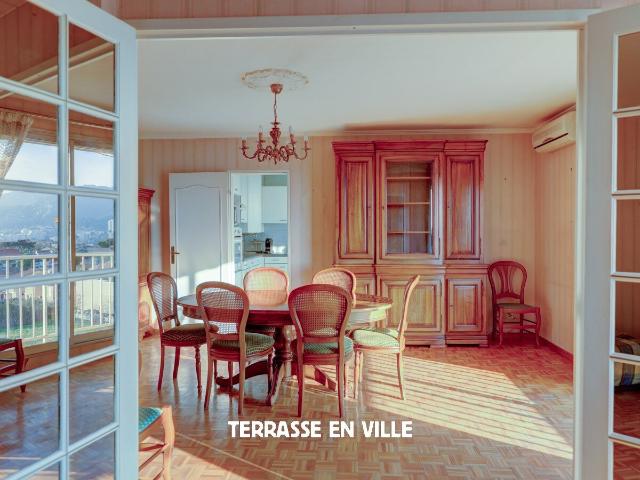LA FOURRAGERE T4 80 m2 TERRASSE VUE PARKING 280 000