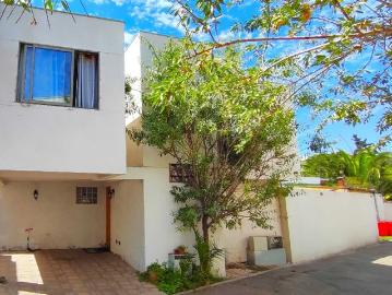 La Florida, Gran casa 3D+3B en condominio, La Florida 80387