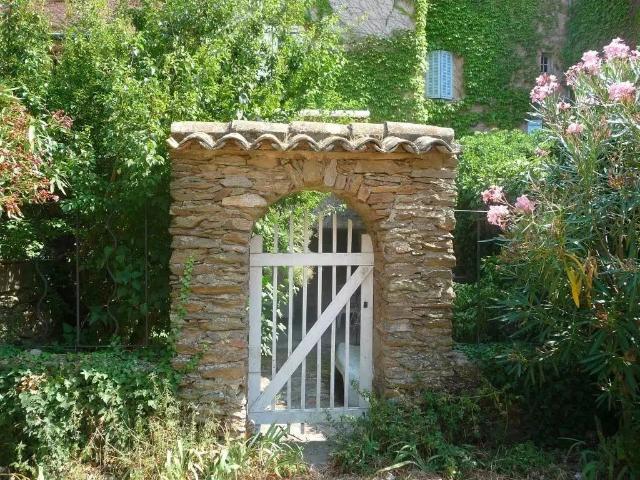 La Garde Freinet. En Peripherie Du Village.Maison De Charme. m² La Garde Freinet