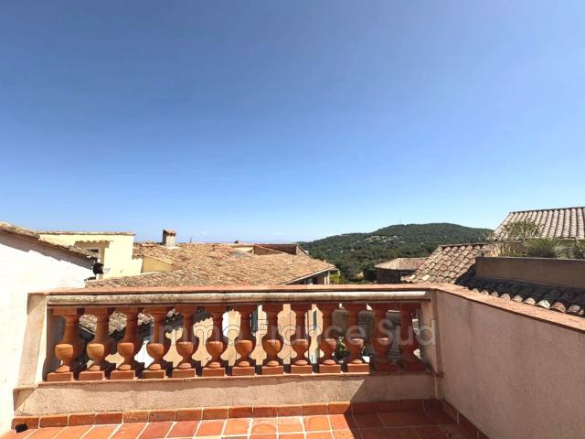 La Garde Freinet, Golfe de Saint Tropez, Maison de village P. 120m² La Garde Freinet