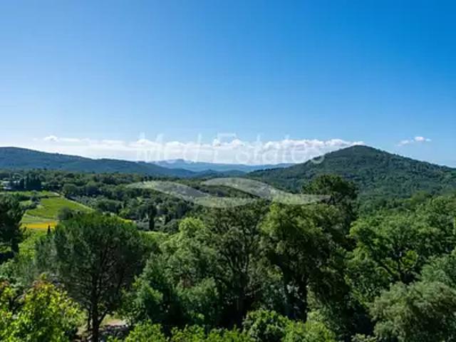 La Garde Freinet 83680 Achat / Vente maison 6 pièces t6 piscine