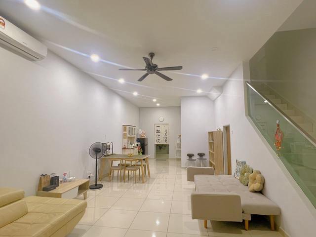 LA Garden JP Perdana Near Mount austin
