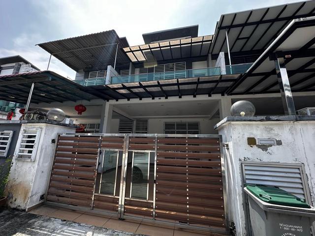 La garden JP perdana Partial furnished