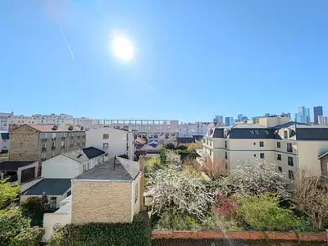 La Garenne Colombes 92250 Achat / Vente appartement 2 pièces t2 au dernier étage cave