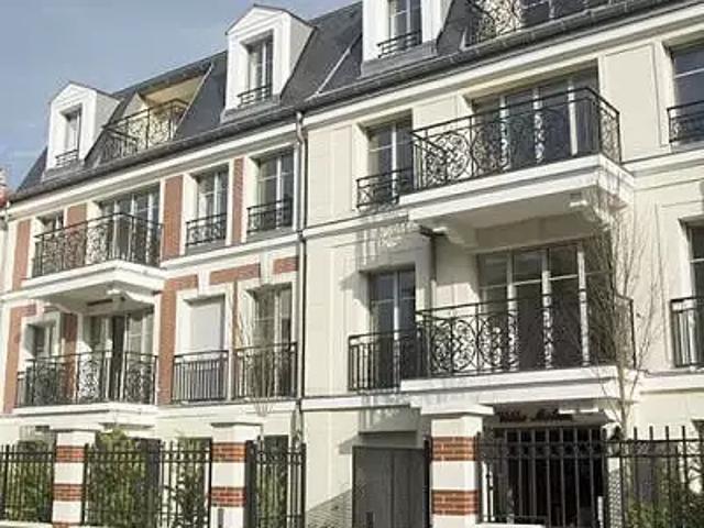 La Garenne Colombes 92250 Location appartement 2 pièces t2 au dernier étage terrasse