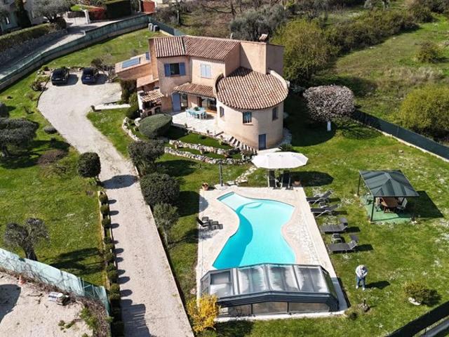 LA GAUDE Maison 4 pièce s 154 m2 avec Piscine