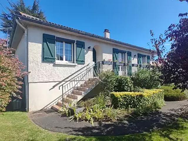 La Génétouze 85190 Achat / Vente maison 7 pièces t7 au dernier étage terrasse