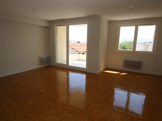 LA GLACIERE MONTJUZET Appt Clt Fd 3 pièces 77 m² PARKING BALCONS