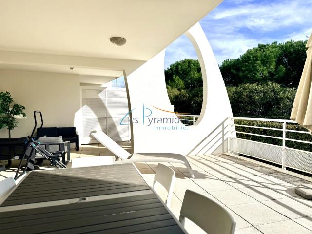 LA GRANDE MOTTE 3 PIECES PROCHE PLAGE AVEC TERRASSE ET GARAGE