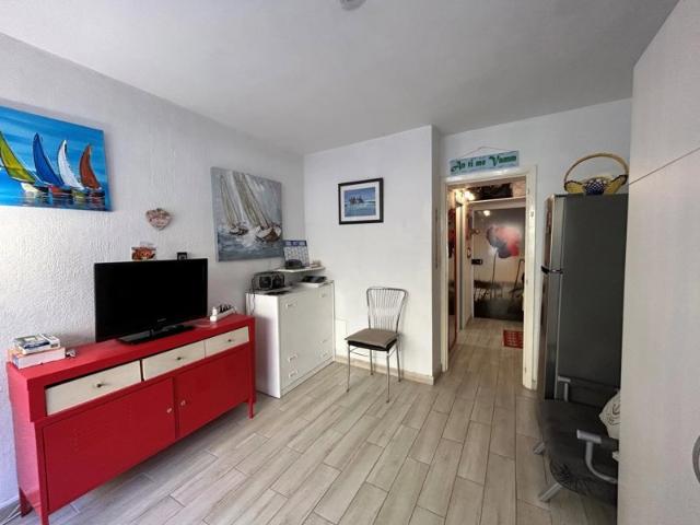 LA GRANDE MOTTE CENTRE VILLE STUDIO 18M2 + LOGGIA 4.5M