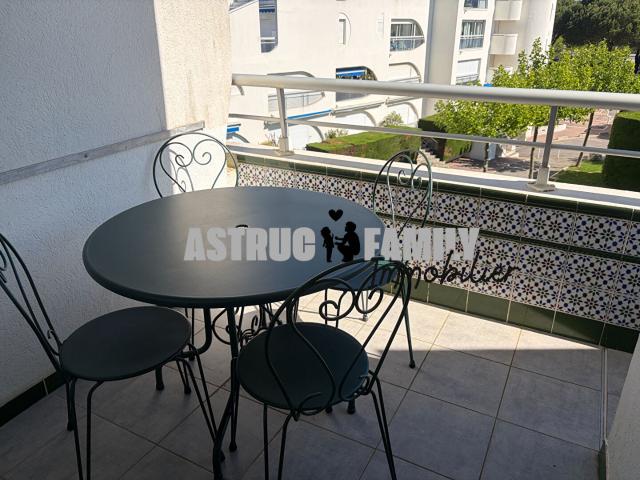 La Grande Motte APPARTEMENT P2 BALCON et PLACE DE STATIONNEMENT