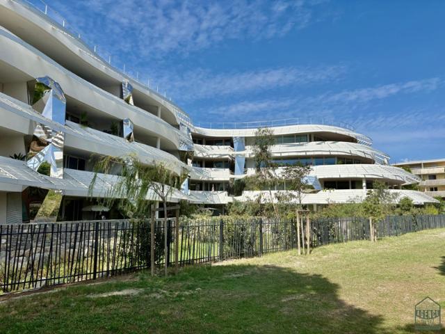 La Grande Motte T4 avec terrasse et garage et vue panoramique su
