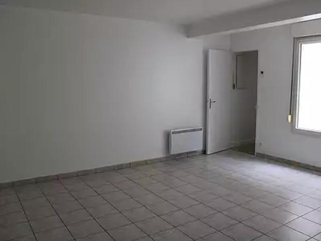 La Guerche de Bretagne 35130 Location appartement 2 pièces t2 cave