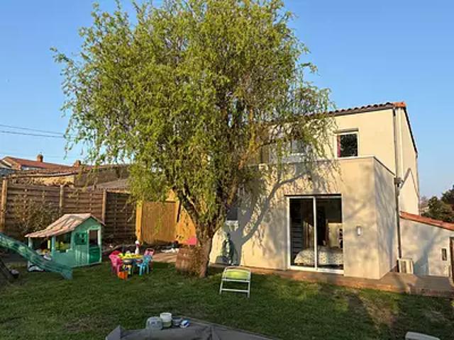 La Haie Fouassière 44690 Location maison 7 pièces t7 au dernier étage terrasse
