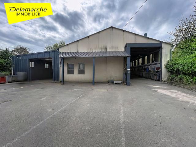 LA HAYE PESNEL 50320 Local industriel à vendre sur env. 7200m2 de terrain