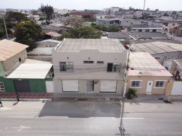 La Libertad, amplia casa de 2 niveles con 2 locales comerciales con baño, en zona comercial