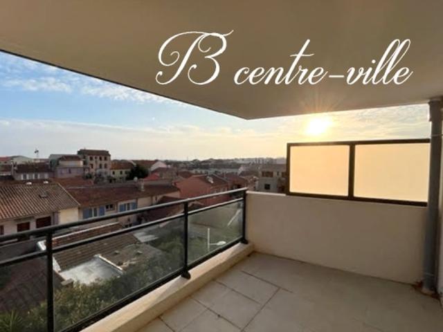 La Londe les Maures, T3 de 60 m² avec terrasse, centre ville