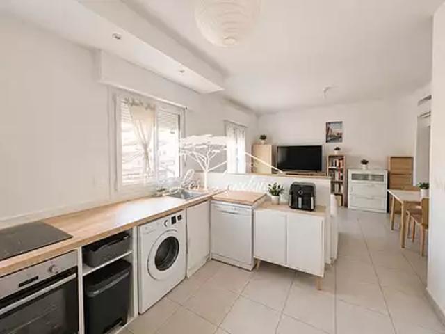 La Londe les Maures 83250 Achat / Vente appartement 2 pièces t2