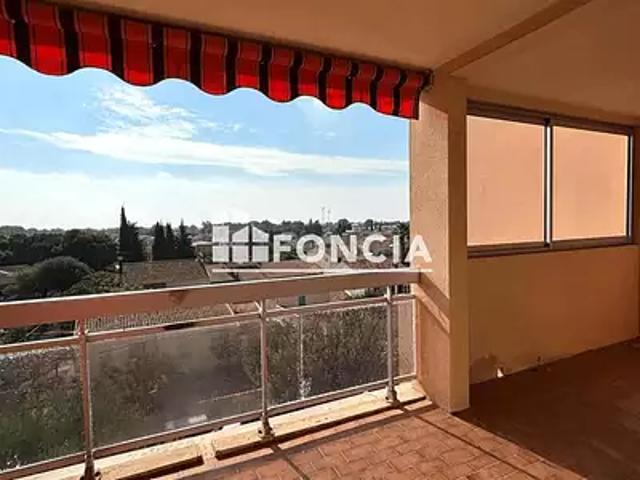 La Londe les Maures 83250 Achat / Vente appartement 4 pièces t4 au dernier étage