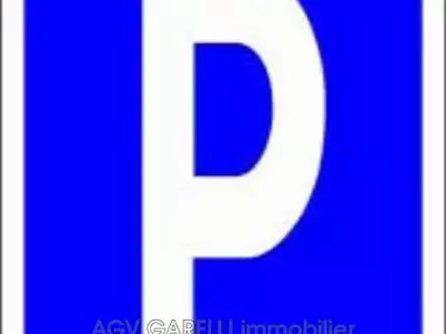 La Londe les Maures 83250 Achat / Vente parking