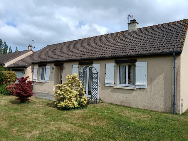 LA MANCHE Maison Le Mesnil Rouxelin 7 pièce s 5 chambres