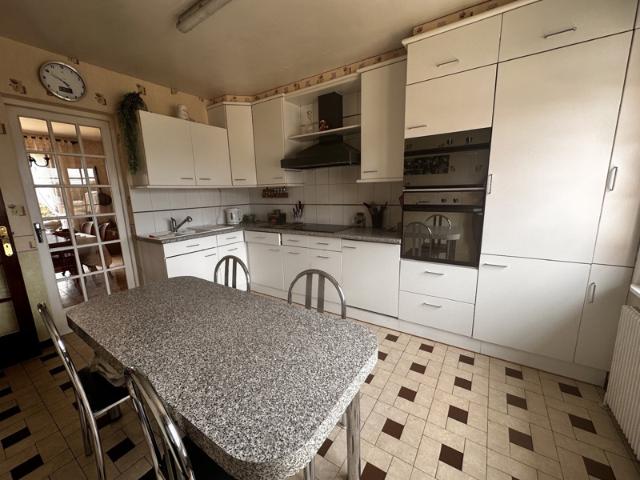 LA MAISON QUI A TOUT !