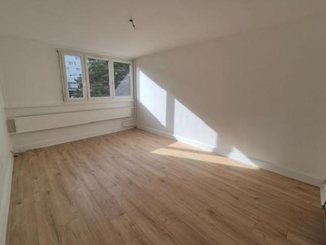 La metare: Joli t3 rue Rembrandt. Prox parc europe. Forte rentabilité possible ! Opération blanche