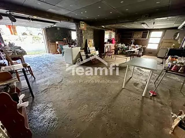 La Monnerie le Montel 63650 Achat / Vente maison 5 pièces t5 terrasse parking