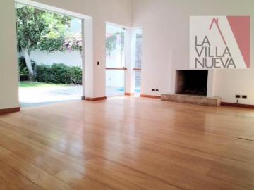 LA MOLINA RINCONADA BAJA, CASA 2 PISOS EN CONDOMINIO CON TERRAZA Y ÁREAS COMUNES