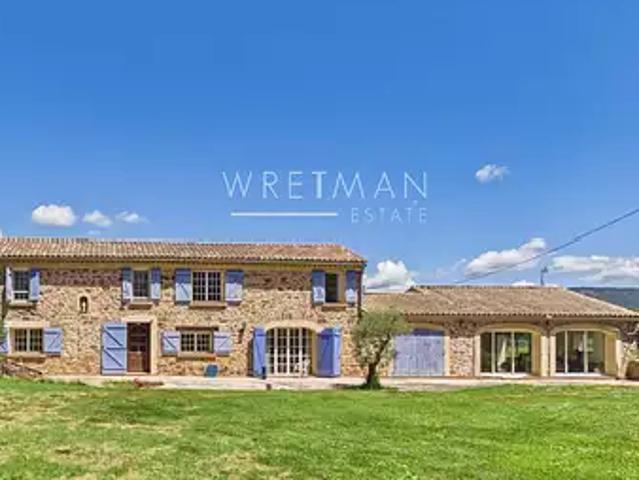 La Motte 83920 Achat / Vente maison 15 pièces t15 piscine