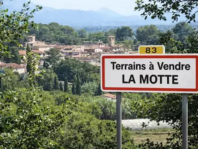 La Motte 83920 Programme neuf terrain neuf à vendre