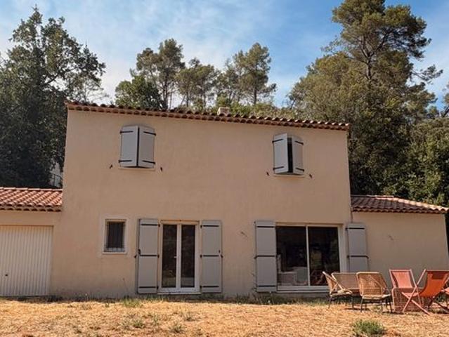 La Motte Villa 2021 de 100 m², 4 Ch sur terrain arborés de 903 m