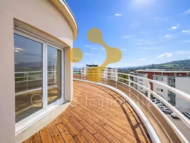 La Motte Servolex 73290 Achat / Vente appartement 4 pièces t4 au dernier étage