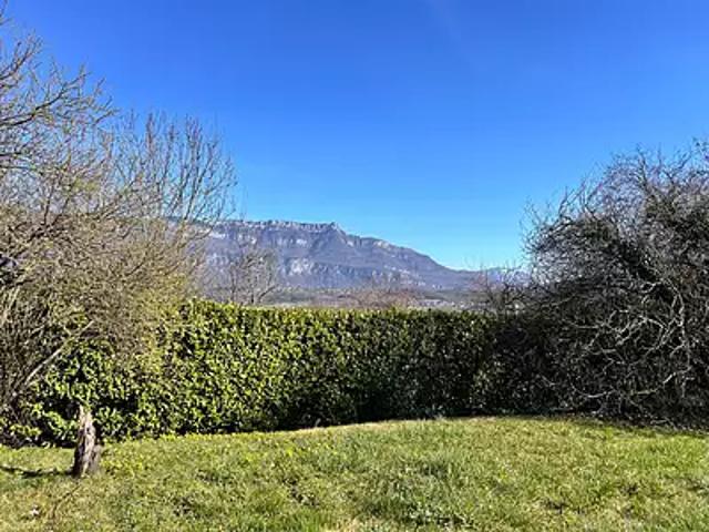 La Motte Servolex 73290 Achat / Vente immeuble terrasse cave