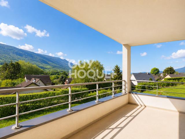 LA MOTTE SERVOLEX: T3 meublé avec balcon et garage