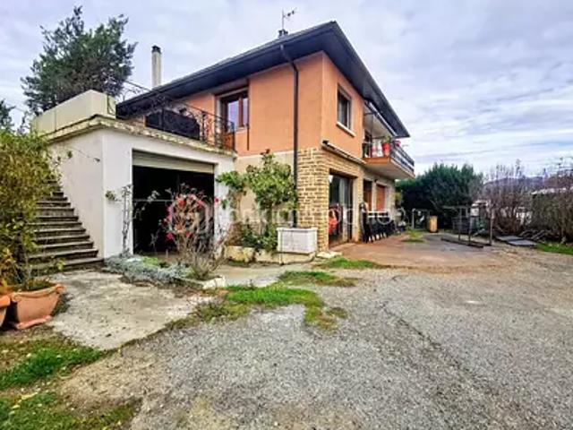La Mure 38350 Achat / Vente maison 10 pièces t10 terrasse cave