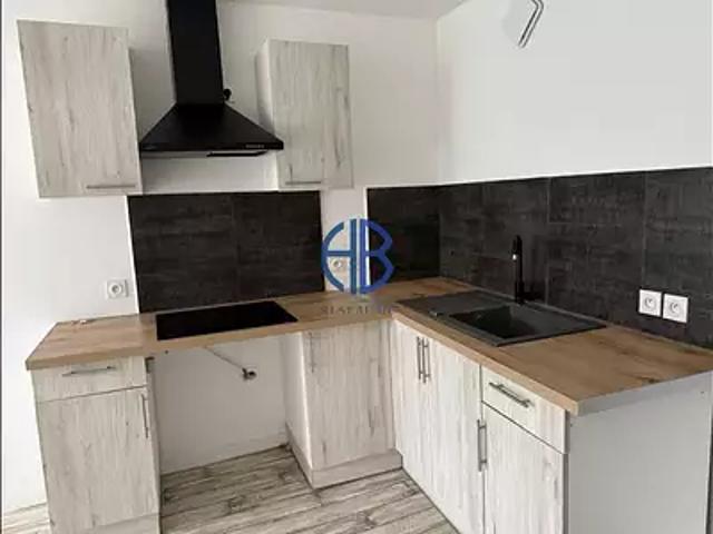 La Murette 38140 Achat / Vente appartement 2 pièces t2 au dernier étage cave