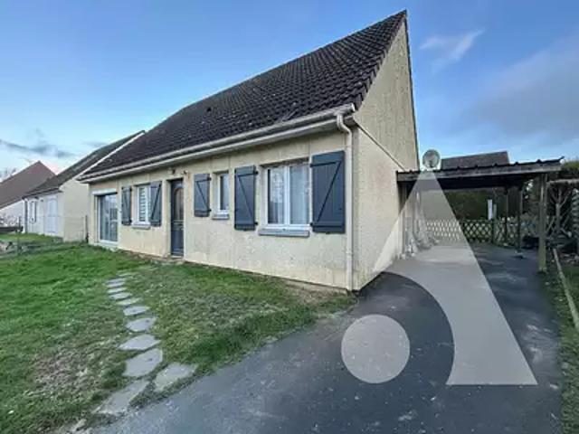 La Neuville Roy 60190 Achat / Vente maison 5 pièces t5 au dernier étage terrasse