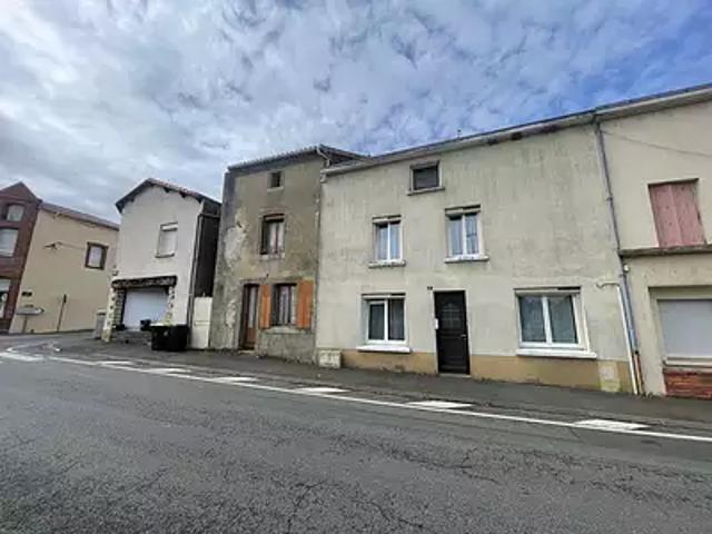 La Poitevinière 49510 Achat / Vente maison 6 pièces t6 au dernier étage