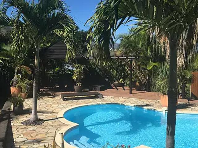 La Possession 97419 Achat / Vente maison 7 pièces t7 au dernier étage terrasse