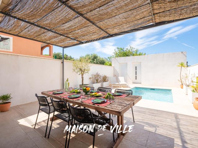 LA PLAGE MAISON RENOVEE AVEC PISCINE ET DEPENDANCE