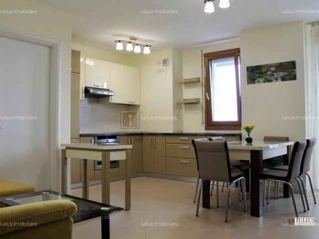 Ultracentral Fructus Plaza, 3 camere