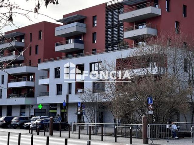 La ravoire appartement t2 avec terrasse et parking en sous sol