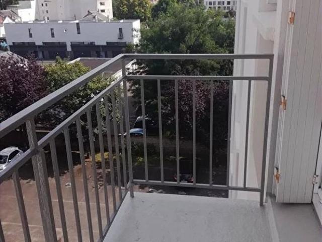 LA RICHE 2 pièce s
