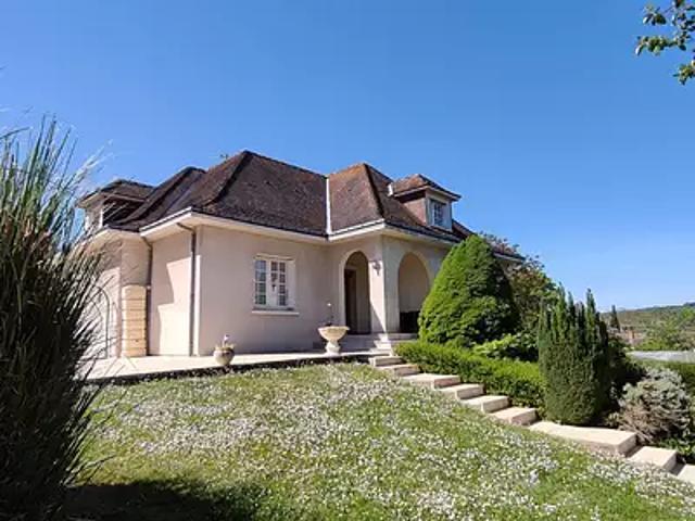 La Roche Posay 86270 Achat / Vente maison 6 pièces t6 jardin
