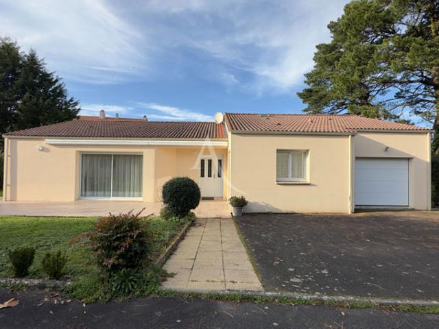LA ROCHE SUR YON MAISON A VENDRE