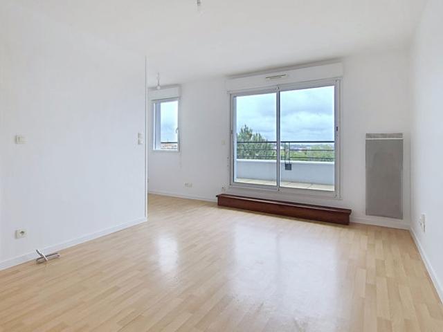 LA ROCHE SUR YON Appartement T2