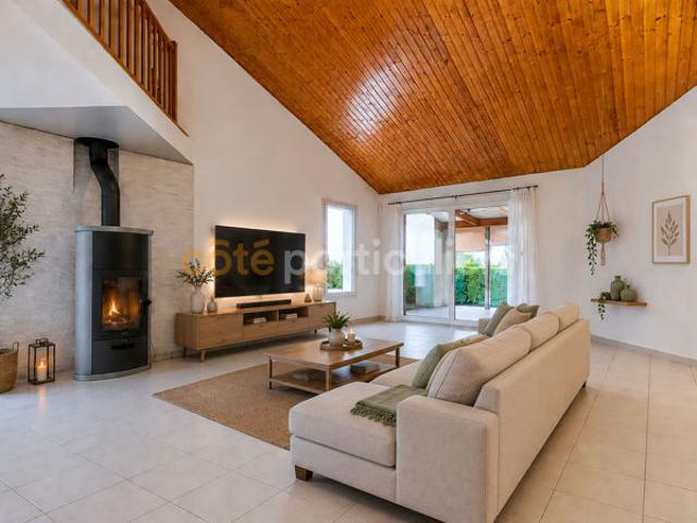 SOUS OFFRE LA ROCHE SUR YON QUARTIER BELLE PLACE MAISON 5 PIECES 159 M2 JARDIN VERANDA