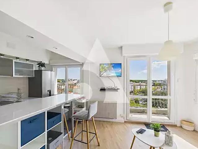 La Roche sur Yon 85000 Achat / Vente appartement 2 pièces t2 au dernier étage