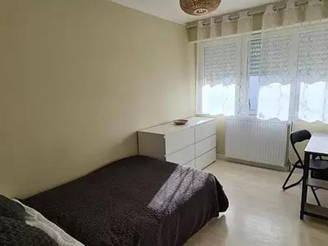 La Roche sur Yon 85000 Location appartement 1 pièce t1 terrasse